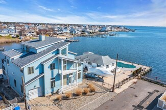 3138 Veeder Ave, Toms River, NJ 08753