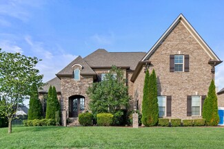 8002 Puddleduck Ln, Spring Hill, TN 37174