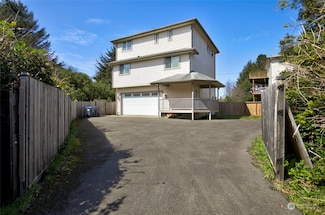261 Ocean Shores Blvd SW, Ocean Shores, WA 98569