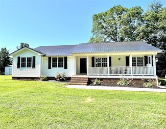 147 Dutchman Rd, Harmony, NC 28634