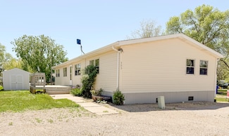 303 7th Ave, Fort Pierre, SD 57532