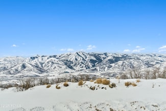 1816 E Peak View Dr, Hideout, UT 84036