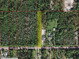2835 18th Ave NE, Naples, FL 34120
