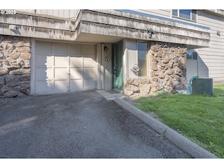 2727 Gateway St Unit 27, Springfield, OR 97477