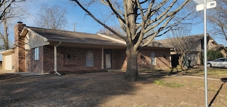 425 Oxford Dr, Sherman, TX 75092