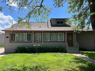 125 10th St, Nekoosa, WI 54457