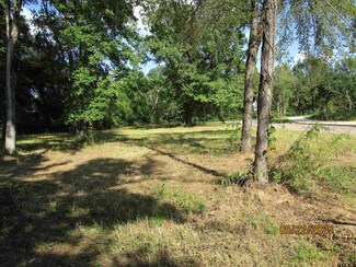 1623 Old Noonday Rd, Tyler, TX 75701