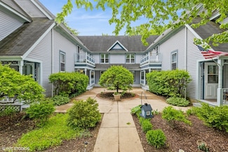 769 Victoria Dr Unit 2609, Woodstock, IL 60098