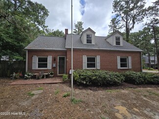 4084 Youngs Rd, Southern Pines, NC 28387