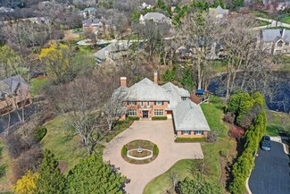 74 Bexley Ct, North Barrington, IL 60010