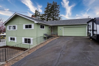 1636 SE Oar Dr, Lincoln City, OR 97367