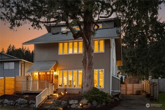 19237 16th Ave NE, Shoreline, WA 98155