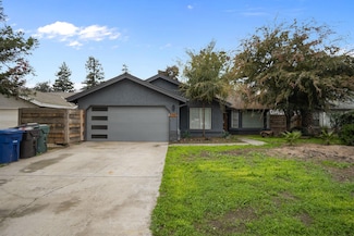 1967 N Ventura Ave, Farmersville, CA 93223