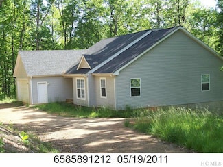 113 Courtney Marie Dr, Franklin, NC 28734