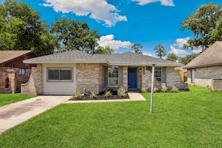 4442 Oak Shadows Dr, Houston, TX 77091