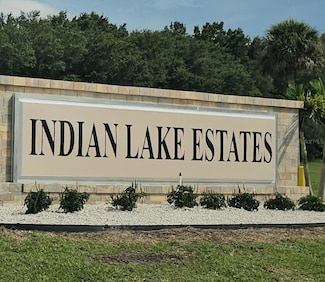 1005 Plumosa Dr, Lake Wales, FL 33855