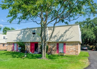 521 Spring Dr Unit 4, Pasadena, TX 77504