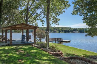 162 Abbotts Ct, Lexington, NC 27292