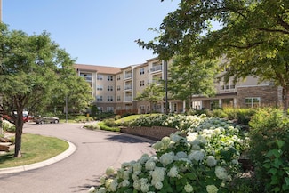 5650 Boone Ave N Unit 112, New Hope, MN 55428