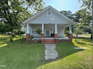 429 S 5th St, Smithfield, NC 27577