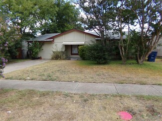 2654 Princeton Dr, Lancaster, TX 75134