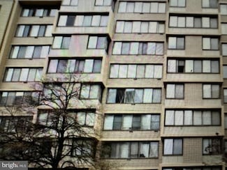 522 21st St NW Unit 1003, Washington, DC 20006