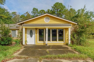 1428 Rue de Courmont, Gautier, MS 39553