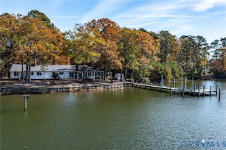 492 Pine Reach Dr, Kilmarnock, VA 22482