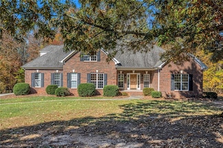 8105 Summit Springs Ct, Browns Summit, NC 27214