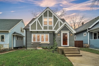 2142 S 86th St, Milwaukee, WI 53227