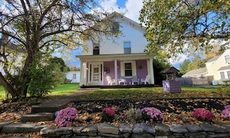 50 Grove St N, Barre, MA 01005