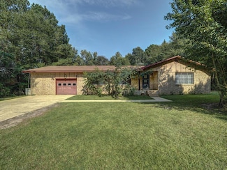 165 County Road 1148, Atlanta, TX 75551