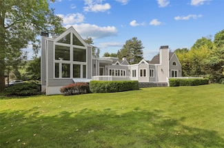 9 The Crossing, Harrison, NY 10577