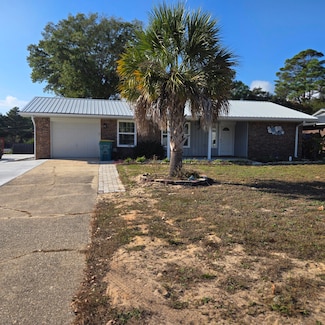 75 7th Ave, Shalimar, FL 32579