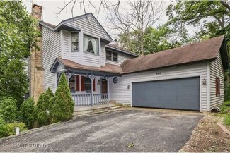 300 W Woodland Rd, Oakwood Hills, IL 60013