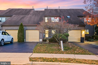 12 Jacob Ct, Ewing, NJ 08628