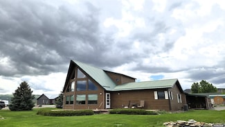 190 Lane 7, Thermopolis, WY 82443