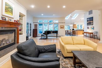 10 Aurora Way, Hanover, NH 03755