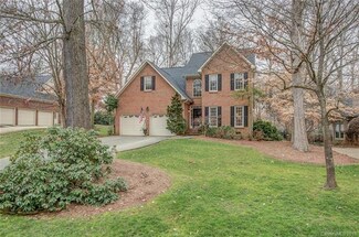 909 Hoke Trail, Cramerton, NC 28032