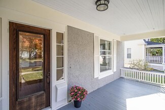 116 Mckinley St, Chelsea, MI 48118