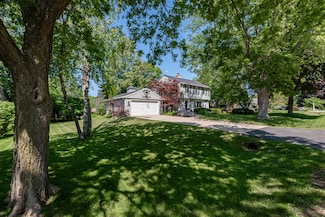 9125 N Meadowlark Ln, Milwaukee, WI 53217