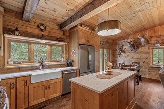 W5289 Oak Tree Ct, Princeton, WI 54968