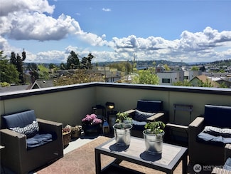 2653 NW 64th St Unit A, Seattle, WA 98107