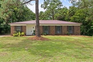 8020 Oak Bend Dr, Theodore, AL 36582