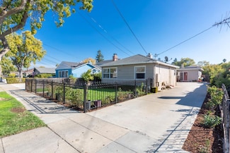 1064 15th Ave, Redwood City, CA 94063
