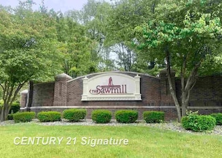 8 Sawmill Blvd, Saginaw, MI 48603