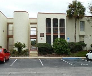 524 Orange Dr Unit 22, Altamonte Springs, FL 32701