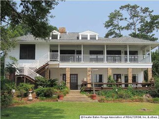 9504 False River Rd, New Roads, LA 70760