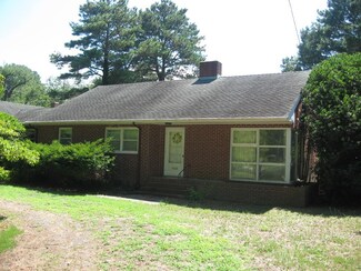 9608 Rogers Dr, Nassawadox, VA 23413