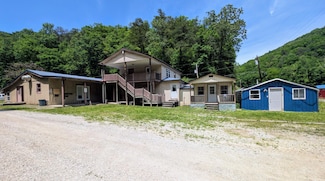 7846 State Highway 1690, Louisa, KY 41230